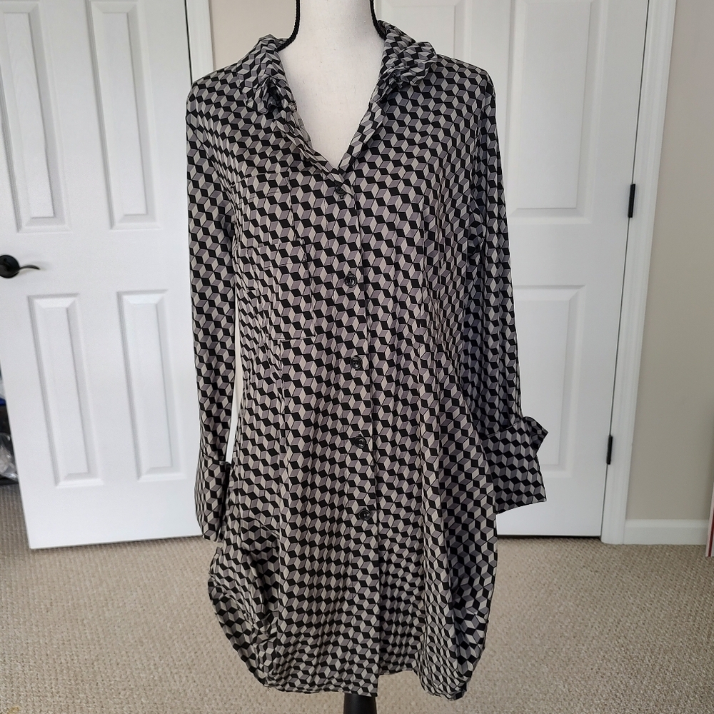 Comfy USA 3D Cube Art To Wear Bubble Hem Asymmetrical Button Up Jacket XL